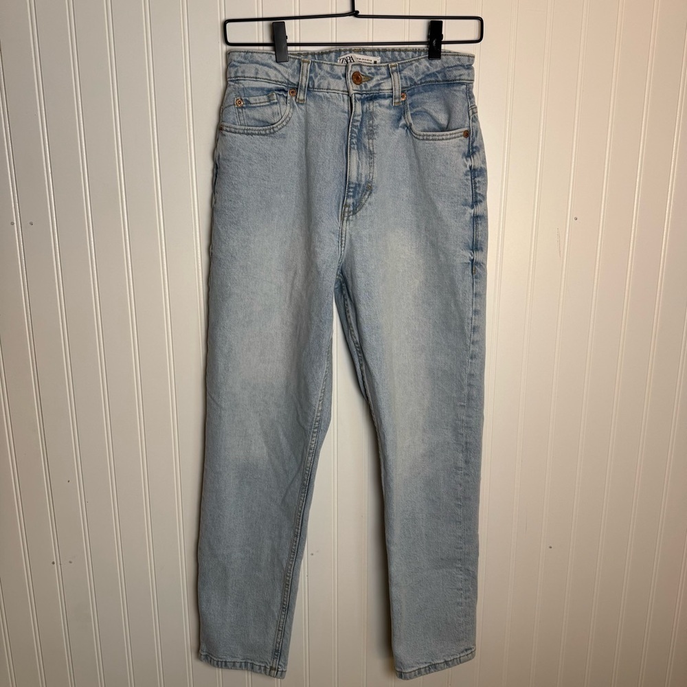 ZARA Light Wash High-Waisted Straight Denim Jeans Women’s Size 6 - Picture 1 of 12